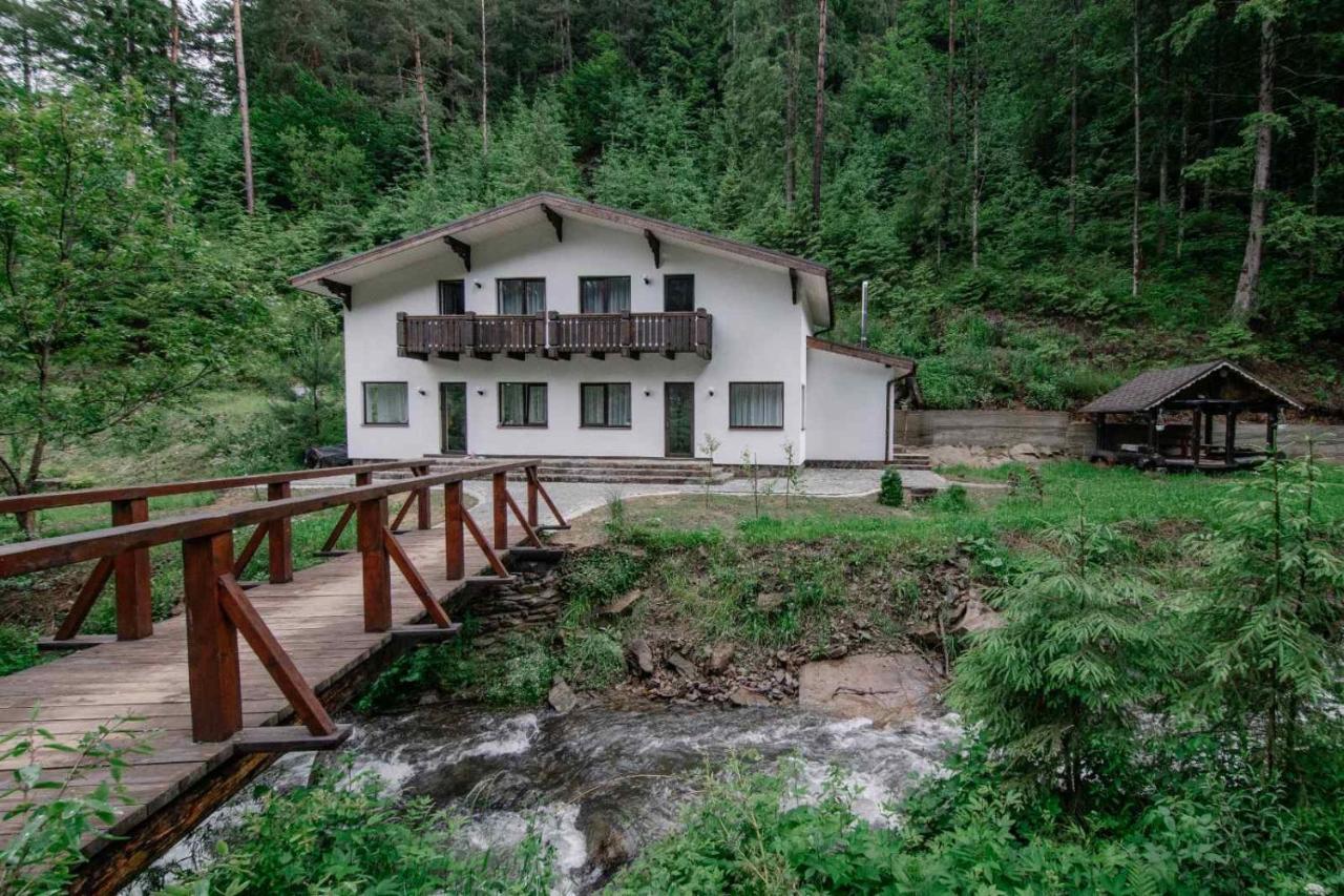 Cottage house Mizhhirya  Extérieur photo